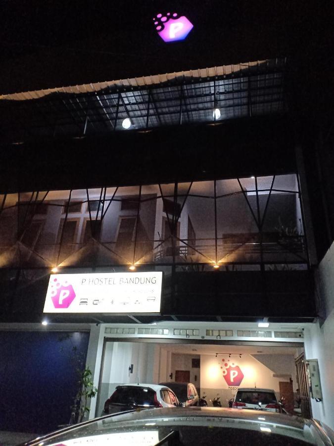 P Hostel Bandung Exterior foto